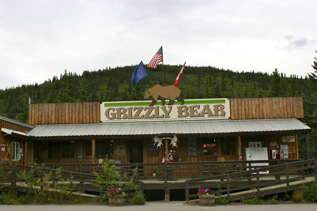 Denali Grizzly Bear Resort Denali Park Buitenkant foto